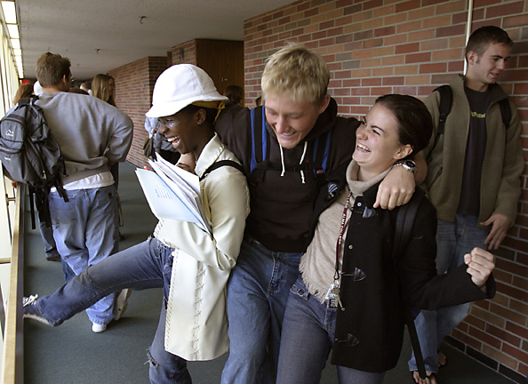 Ann Arbor photographer,Students in hallway,